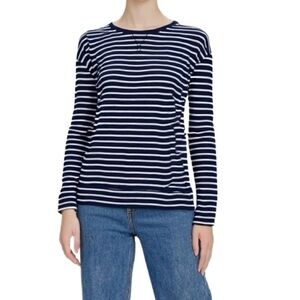 Gap Vintage Navy and White Striped Long Sleeve Tee Size Medium
